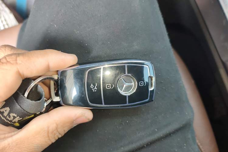 Used Mercedes-Benz GLB 2021 GLB 200 4MATIC Vehicle Key