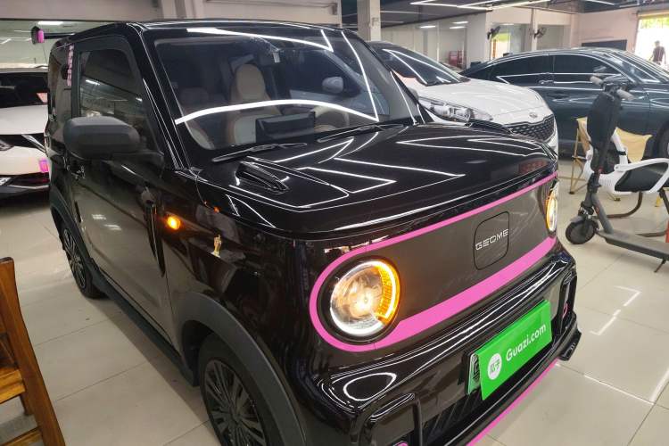 Used Geely Galaxy Panda 2024 200km Panda Kart Front Right 45 Deg