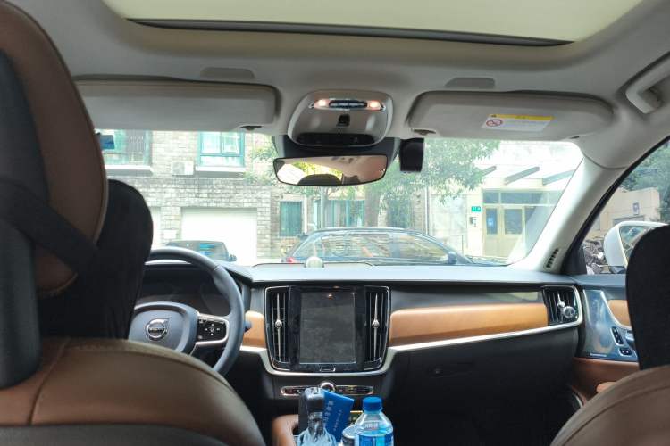 Used Volvo S90 2018 T5 Prestige Edition Headliner