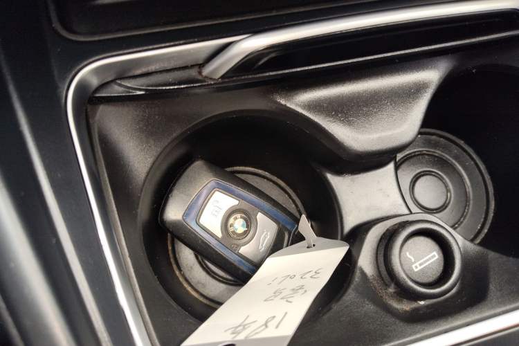 Used BMW 3 Series 2018 320Li Leading Model M Sport Package