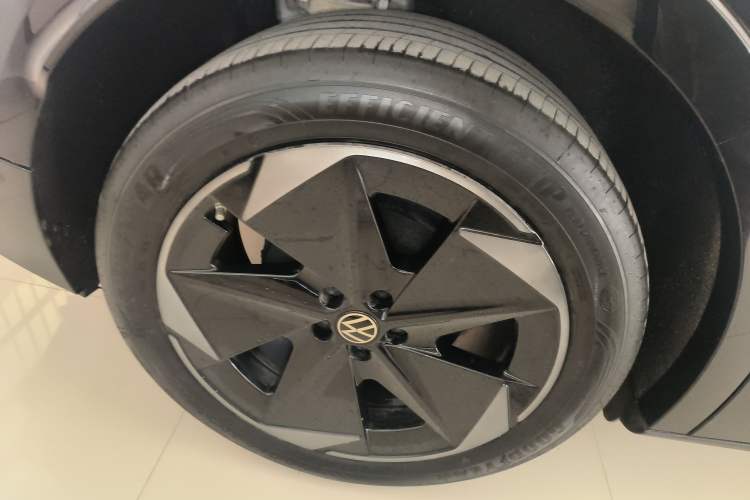 Used Volkswagen ID.UNYX 2024 Pro Long-Range Version
