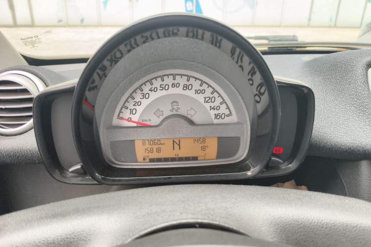 Used smart fortwo 2011 1.0 MHD Hardtop Standard Edition
