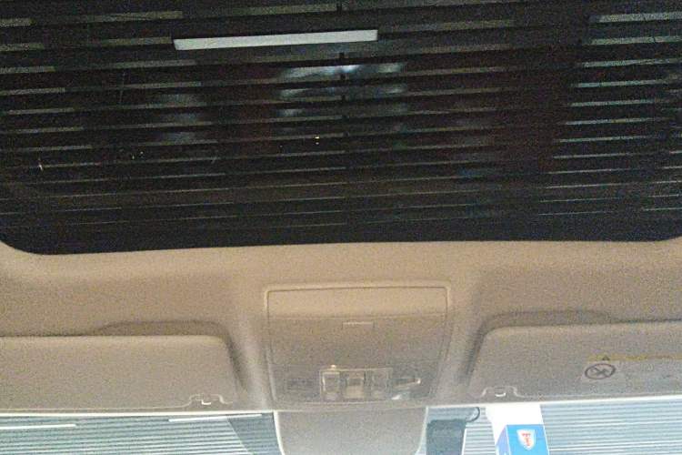 Used Skoda Superb 2018 TSI380 DSG Flagship Edition China V Standard Headliner