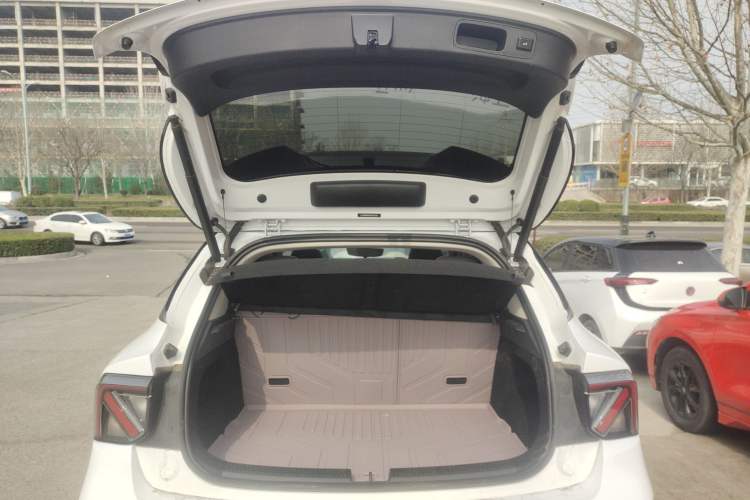 Used MG 4 EV 2026 Model 437 Composed Edition Trunk