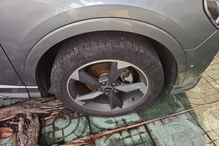 Used Audi Q3 2021 35 TFSI Fashion Dynamic Model
