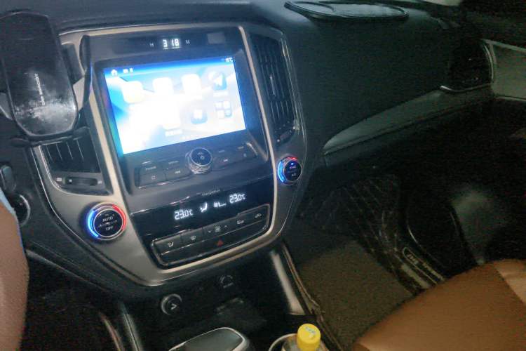 Used CHANGAN CS95 2017 2.0T Two-Wheel Drive Zhitu Edition