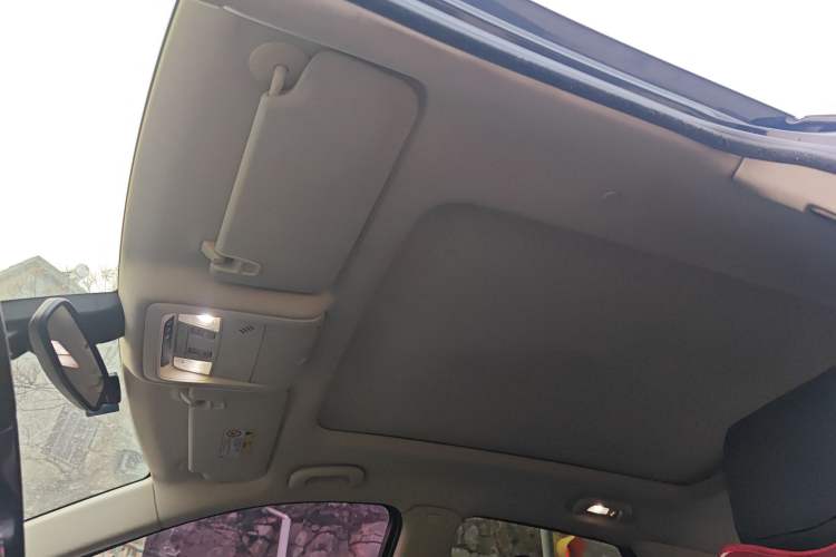 Used Cadillac XT5 2016 25T Luxury Model