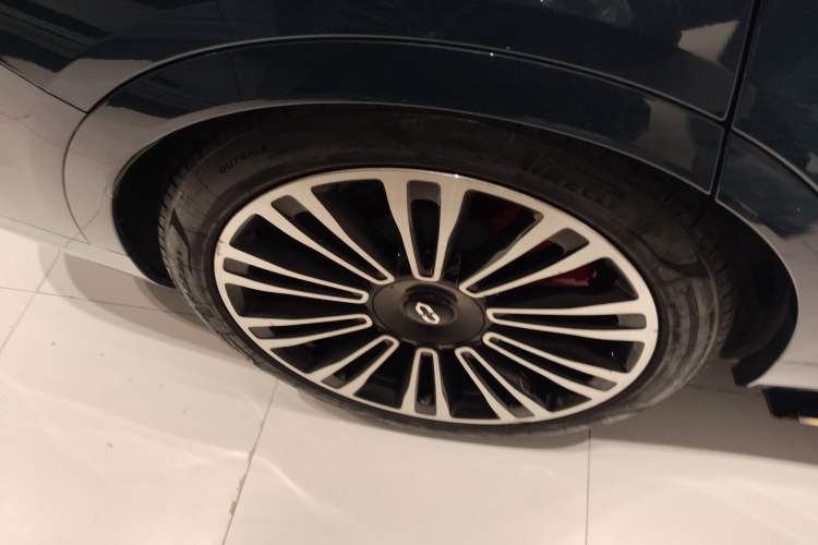 Used Hima AITO M9 2024 Range-Extended Ultra Version 42 kWh 6-Seater Model