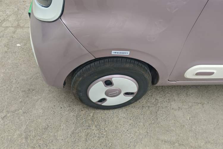 Used Bestune Pony 2026 Model 222km Cute Horse Plus Left Front Wheel Hub