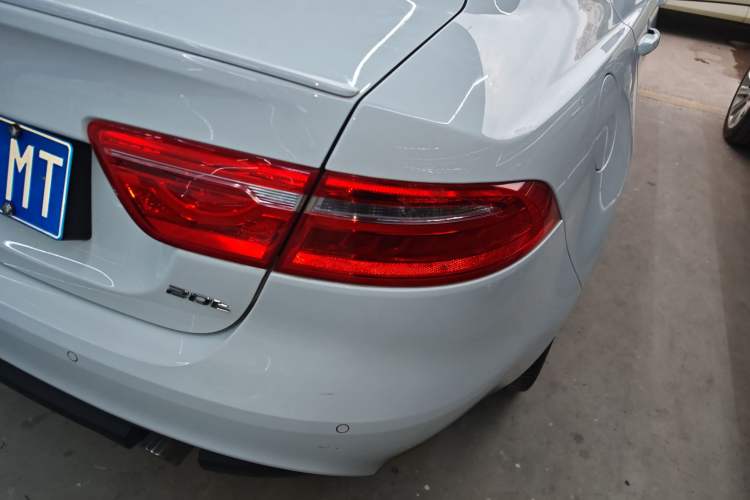 Used Jaguar XE 2018 2.0T 200 PS Two-Wheel-Drive R-Sport Sport Edition
