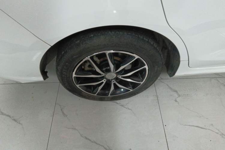 Used BYD Song MAX 2018 1.5T Automatic Smart Connect Flagship 7-Seater Exterior 5