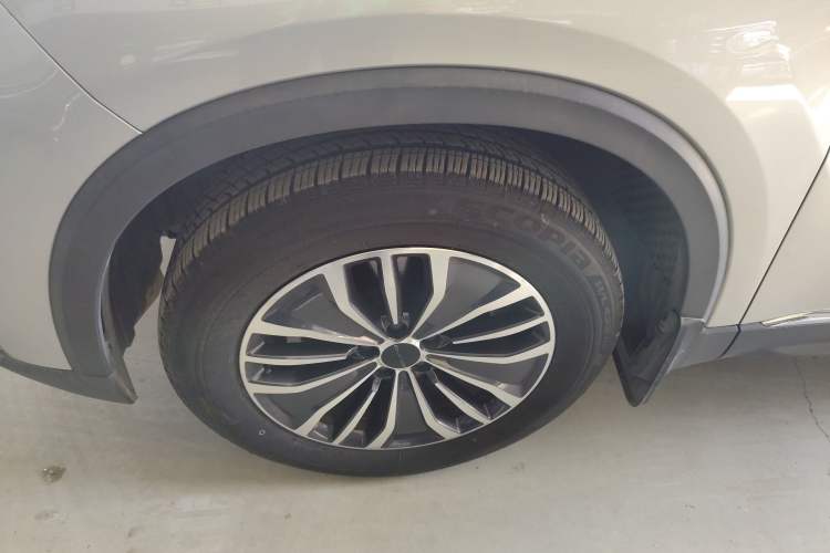 Used BAIC Beijing X7 2020 1.5TD DCT ZhiShang Edition Left Front Wheel Hub
