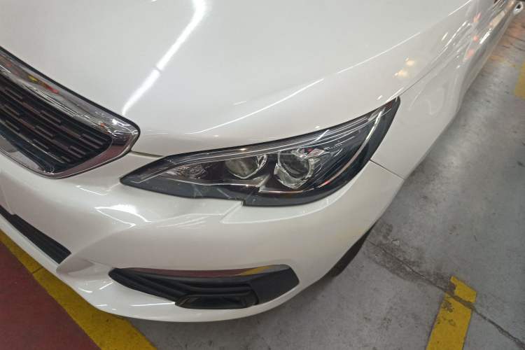 Used Peugeot 308 2018 1.6L Automatic Luxury Edition
