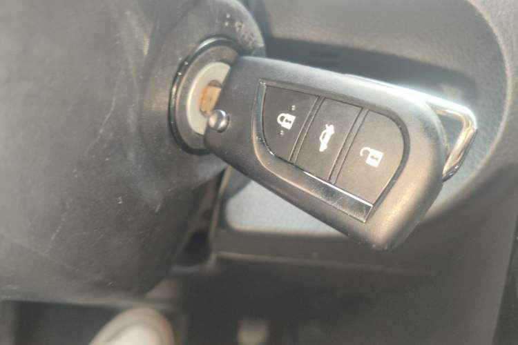 Used Toyota Levin 2017 Revised 185T CVT Elite Edition China V Standard Interior 1