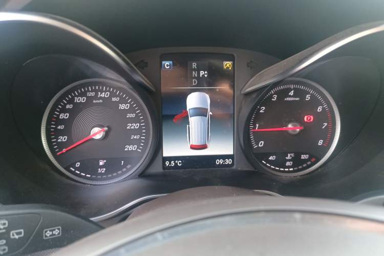 Used Mercedes-Benz GLC 2019 GLC 260 L 4MATIC Dynamic Model Instrument Cluster