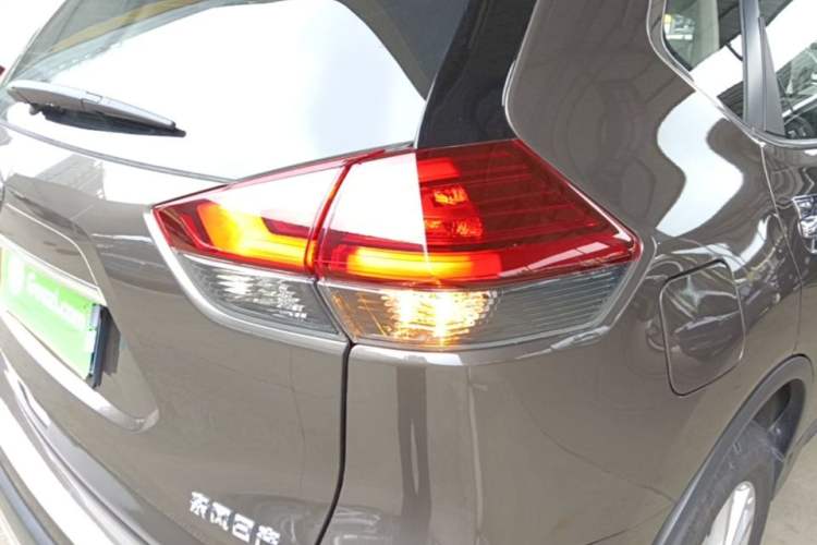 Used Nissan X-Trail 2021 2.0L CVT 2WD XL Premium SmartConnect Deluxe Edition Right Rear Taillight