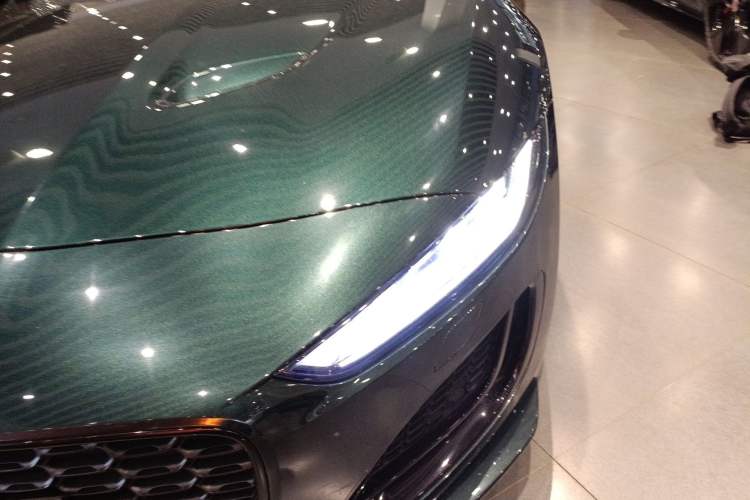 Used Jaguar F-TYPE 2024 P300 75th Anniversary Limited-Edition Hardtop Version Left Front Headlight