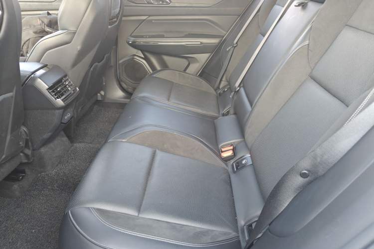 Used Lynk & Co 01 2023 1.5TD EM-F PM
