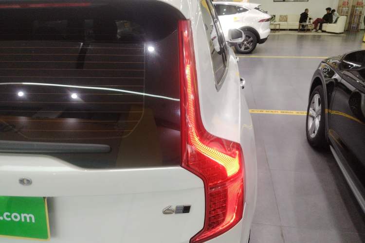 Used Volvo XC90 2020 T6 Zhiyi Luxury 7-Seater
