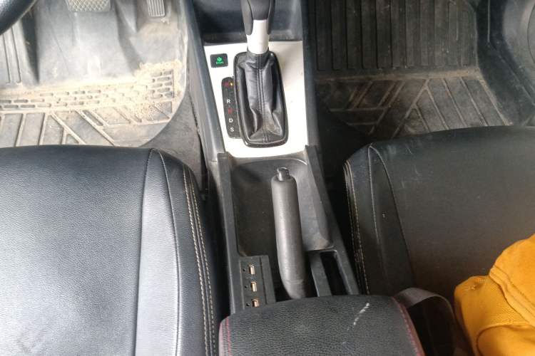 Used Honda Fit 2021 1.5L CVT Trendy Edition Gear Lever
