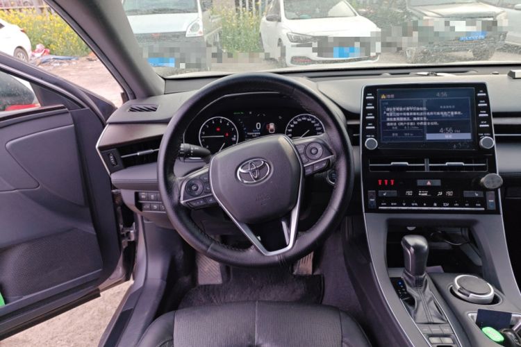 Used Toyota Avalon 2019 2.5L Touring Premium Version China VI Standard Steering Wheel