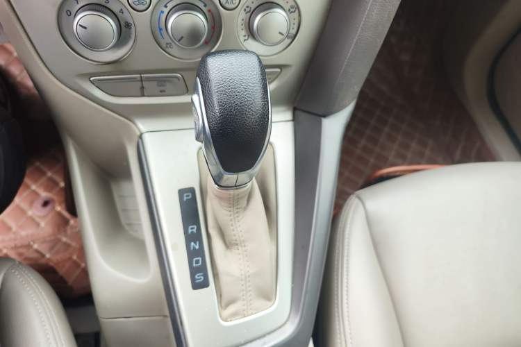 Used Ford Focus 2012 Sedan 1.6L Automatic Comfort Model
