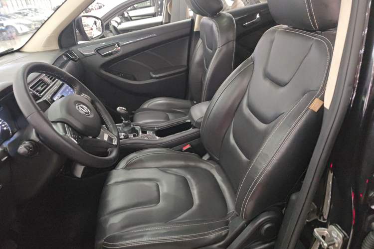 Used Dongfeng Fengon 580 2016 1.5T Manual Luxury Edition