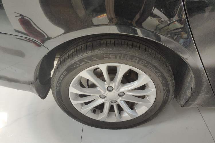 Used Geely Auto Vision 2015 1.5L Manual Happiness Edition