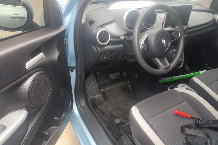 Used ORA Black Cat 2021 301km Cute Pet Edition Driver Seat