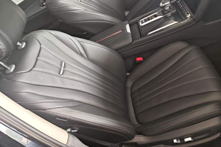 Used Hongqi H5 2023 2.0T Automatic Smart Connect Flagship Edition