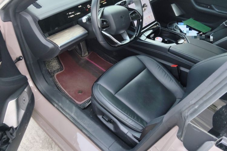 Used NETA S 2022 Extended-Range Version 1160 km Range Rear-Wheel Drive Mid-Grade