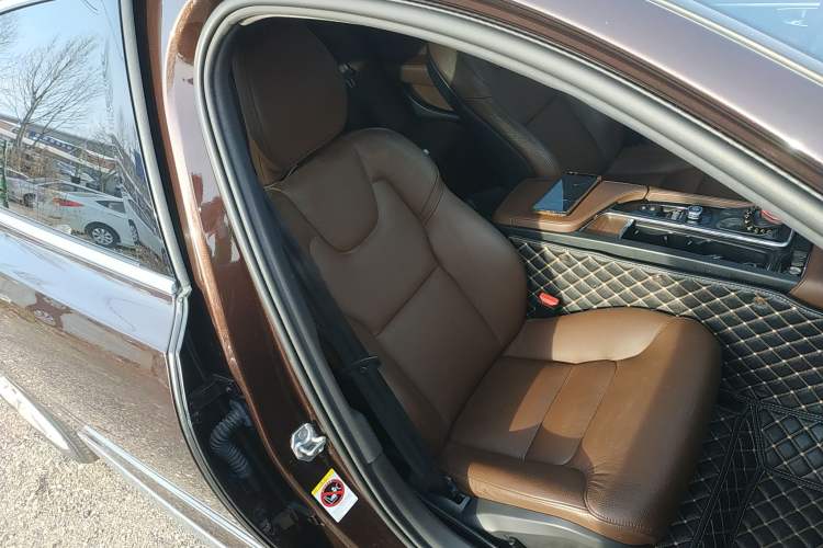 Used Volvo S90 2020 T5 Zhiyi Luxury Edition