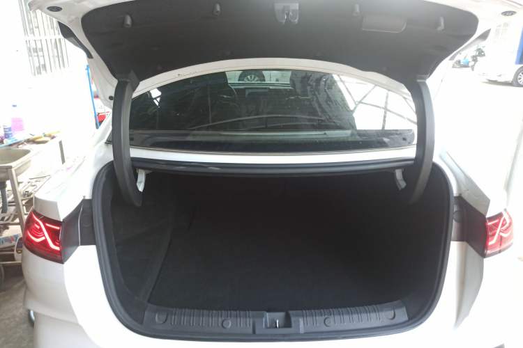 Used BYD Qin L 2024 DM-i 80KM Leading Model