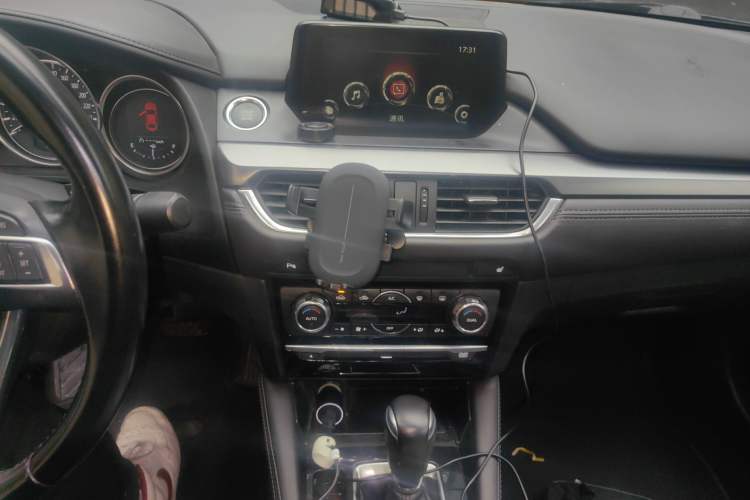 Used Mazda Atenza 2017 2.5L Blue Sky Prestige Edition Audio And AC Panel