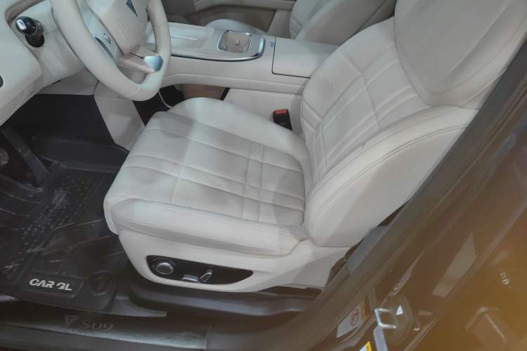 Used Deepal S09 2025 Rear-Drive Ultra+
