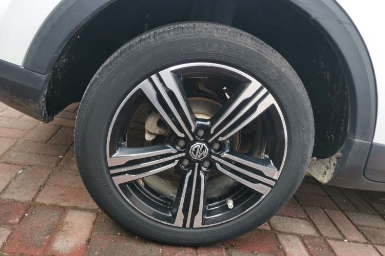 Used MG ZS 2020 Global Bestseller with 1.5L Engine Manual Transmission and a Massive 65-Inch Panoramic Sunroof Version
