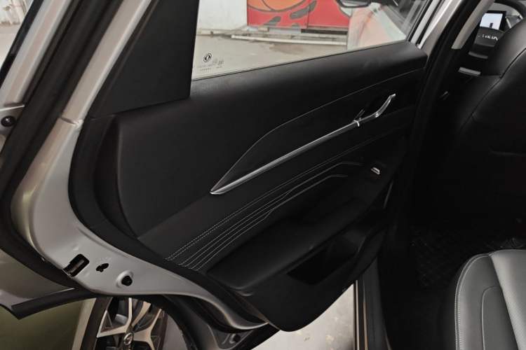 Used Dongfeng Aeolus Mage 2024 HONOR Edition DH-i 1.5T Luxury Model
