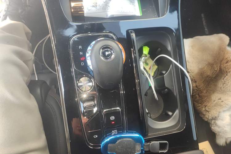 Used GAC Trumpchi M8 2023 Zongshi Series Dual-Motor Supreme Edition Gear Lever