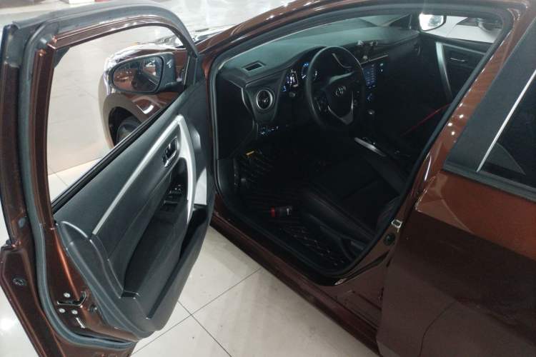 Used Toyota Levin 2017 Revised 1.8 GS CVT Elite Edition China V Standard Driver Seat