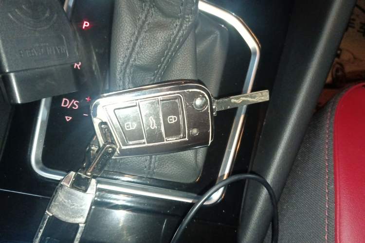 Used Jetta VS5 2022 280TSI Automatic High-Gloss Glory Edition
