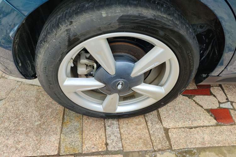 Used ORA Good Cat 2023 401 km Standard Range Luxury Version Lithium Iron Phosphate