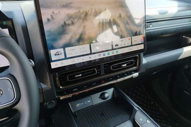 Used Haval Raptor New Energy 2026 Model Hi4 150 Pro Audio And AC Panel