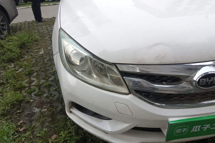 Used BYD Surui 2015 Revised Version 1.5L Manual Luxury Edition
