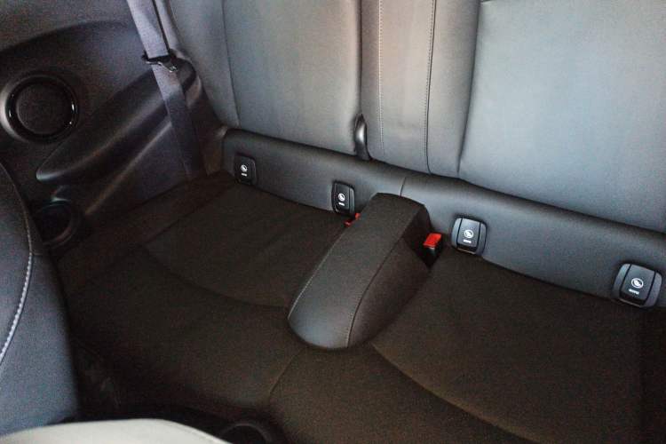 Used MINI MINI 2021 1.5T COOPER Artist