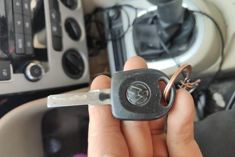 Used Volkswagen Lavida 2011 1.6L Manual Joy Version Vehicle Key