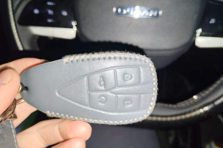 Used CHANGAN OSHAN X5 PLUS 2023 Revised 1.5T DCT Excellence Edition Interior 1