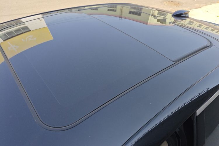 Used Hongqi H5 2024 1.5T DCT Smart Connect Flagship Edition Roof