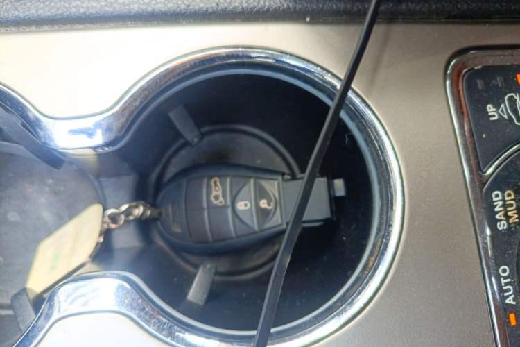 Used Jeep Grand Cherokee 2011 3.6L Luxury Edition