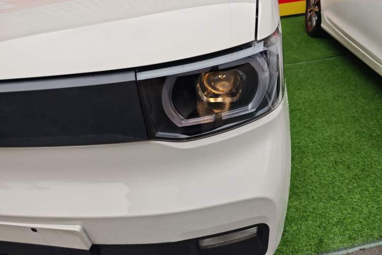 Used Wuling Hongguang MINIEV 2022 Macaron Fashion Model Lithium Iron Phosphate