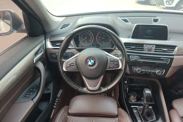 Used BMW X1 2018 xDrive20Li Luxury Edition
